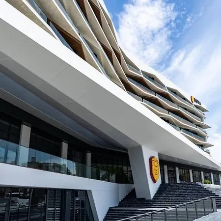 Modern In Taksim W Pool, Gym, Balcony Стамбул