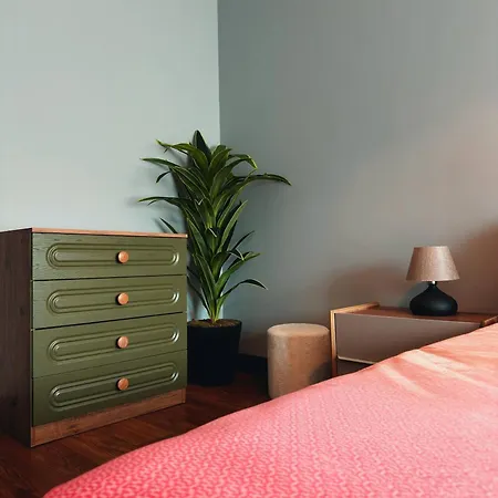 דירה Modern In Taksim W Pool, Gym, Balcony איסטמבול