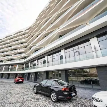 Modern In Taksim W Pool, Gym, Balcony *